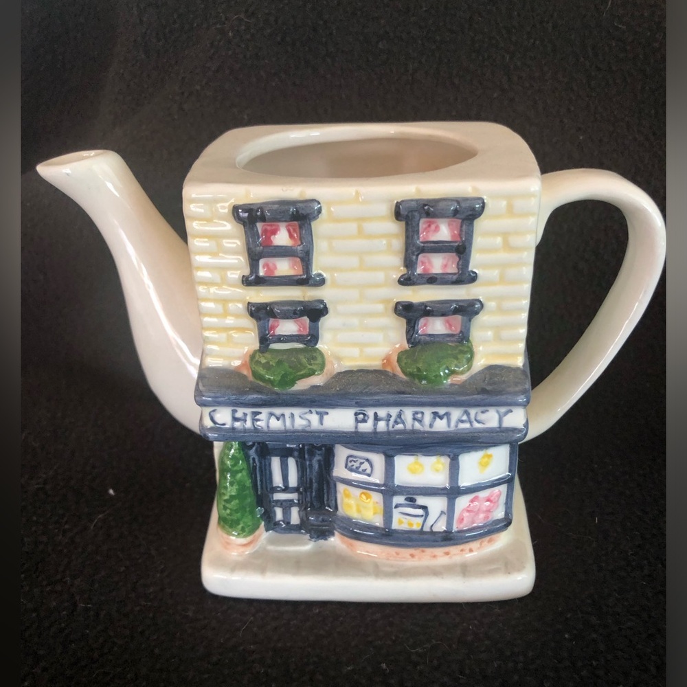 Chemist Pharmacy Teapot - Bottom only